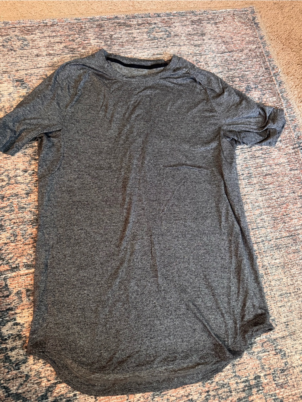 Lululemon Classic Gray Women's Short Sleeve Top
